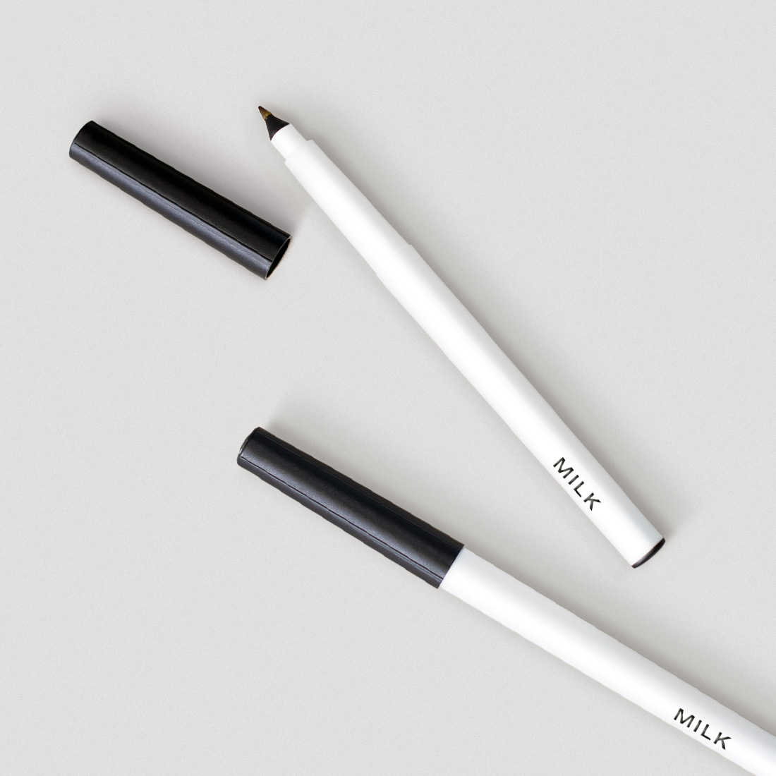 Two complimentary quick-dry ink pens.
