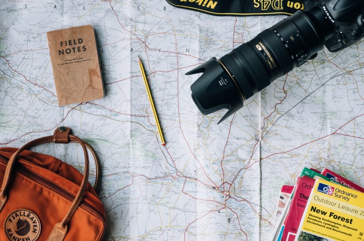 https://cdn.milkbooks.com/media/11249/inspiringtraveljournalideas-coverv2.jpg