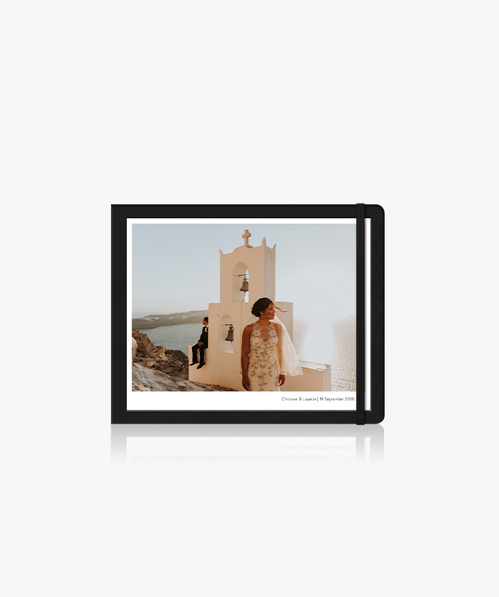 Product Image for Medium Landscape Moleskine Photo Book